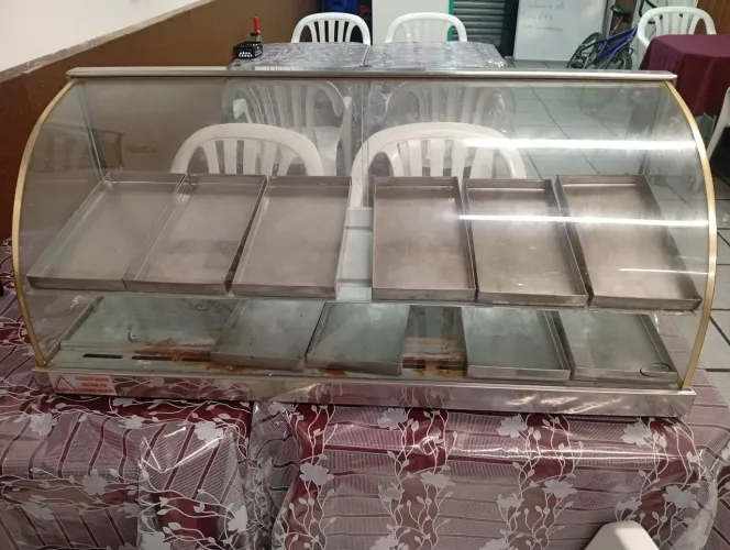 2 estufas para salgados de dois andares 1 com 1,5 e outra com 1 MTS semi novas