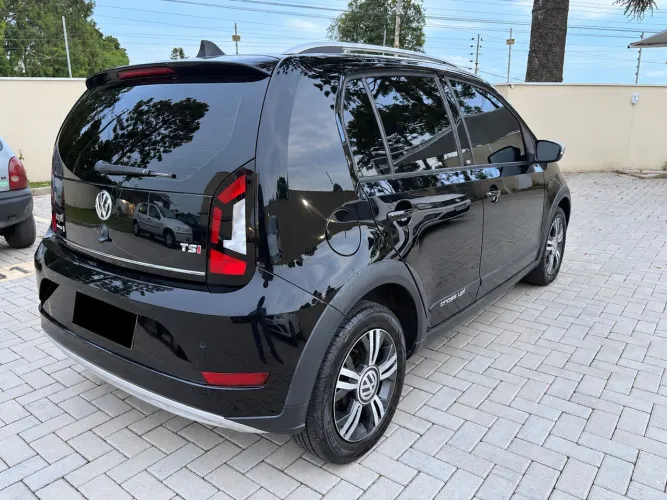 Volkswagen Up! Cross 1.0 TSI Total Flex 12V 5P 2018