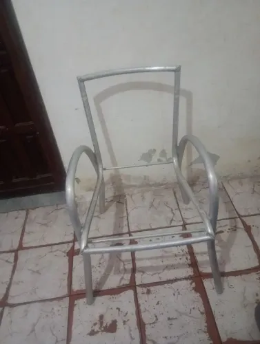 Cadeira de alumínio