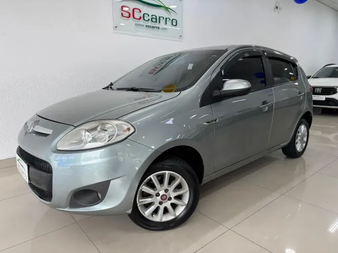 Fiat Palio Attractive 1.0 EVO Fire Flex 8V 5P 2013