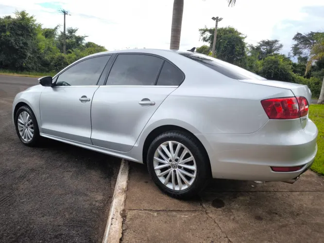 Volkswagen Jetta Highline 2.0 TSI 16V 4P Tiptronic 2012