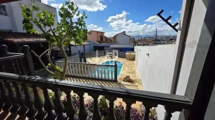 Casa à venda, 2 quartos, 1 suíte, 7 vagas, Jardim Leblon - Belo Horizonte/MG