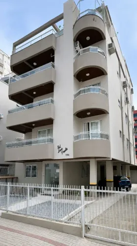 OPORTUNIDADE ÚNICA EM MEIA PRAIA!