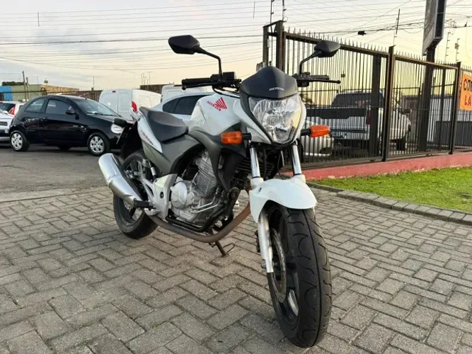 HONDA CB 300R