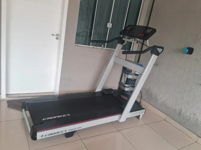 Esteira profissional Embreex (motor placa we)18km/h