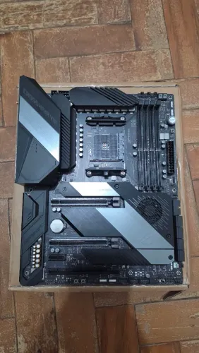 X570 asus crosshair hero wifi Am4 + Ryzen 9 5900X