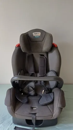 Cadeirinha para auto