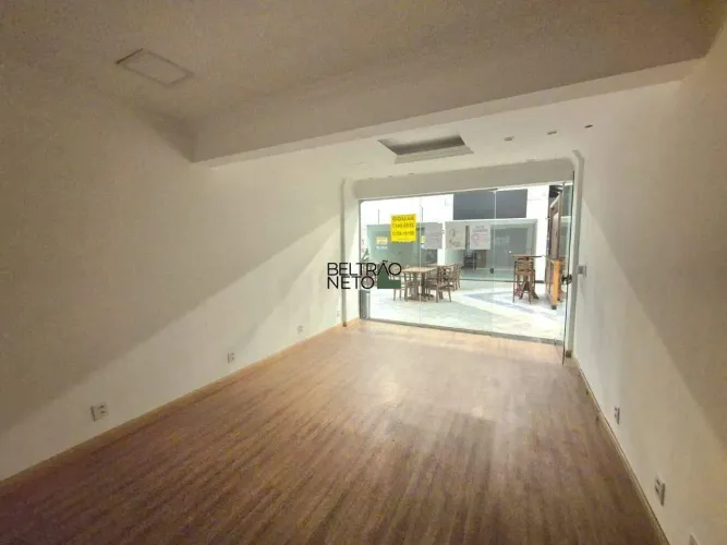 Loja para Alugar no Buritis 43m² em Prédio com Portaria