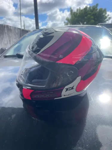 Capacete áxis