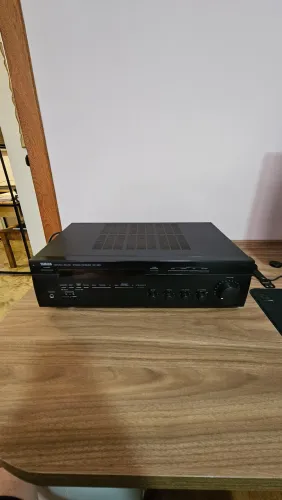 Receiver Estéreo Yamaha R-385