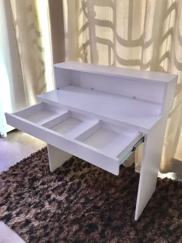 MESA BANCADA PARA CONCERTO DE CELULARES