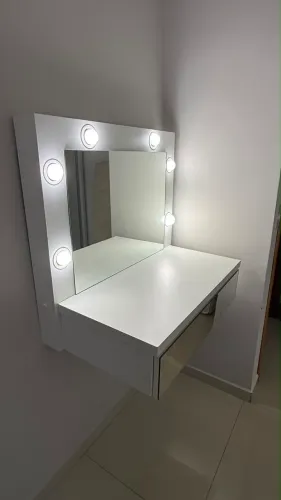 ? VENDO PENTEADEIRA EM MDF BRANCA ?