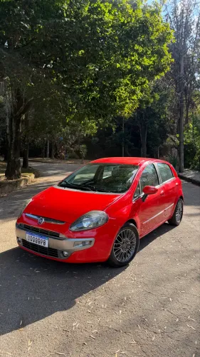 Fiat Punto Sporting 1.8 Flex 8v/16v 5P 2013