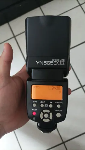 Flash Yongnuo Speedlite YN565EX III