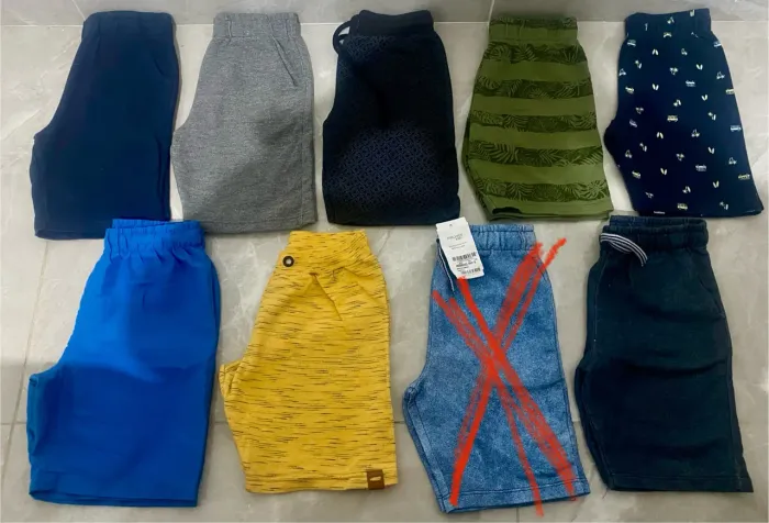 Lote shorts TAM 6 semi novos