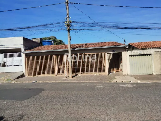 Casa para alugar, 3 quartos, Presidente Roosevelt - Uberlândia/MG - Rotina Imobiliária