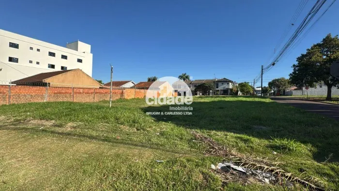 Terreno à Venda na Avenida Brasil Excelente terreno com 598,10 m², localizado na Avenida B