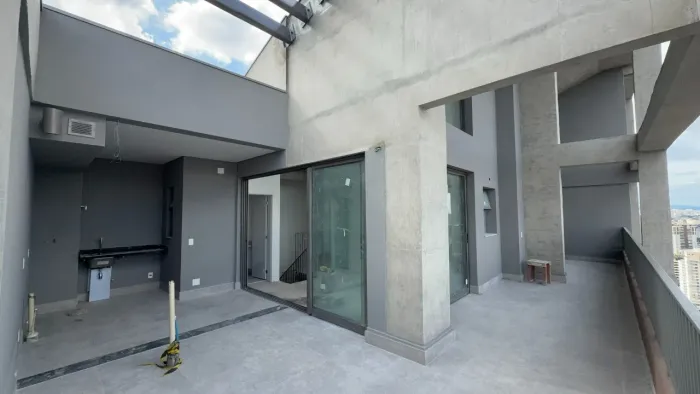 APARTAMENTO COBERTURA DUPLEX À VENDA EM PERDIZES, 3 SUÍTES. 1 VAGA BOX DE GARAGEM.