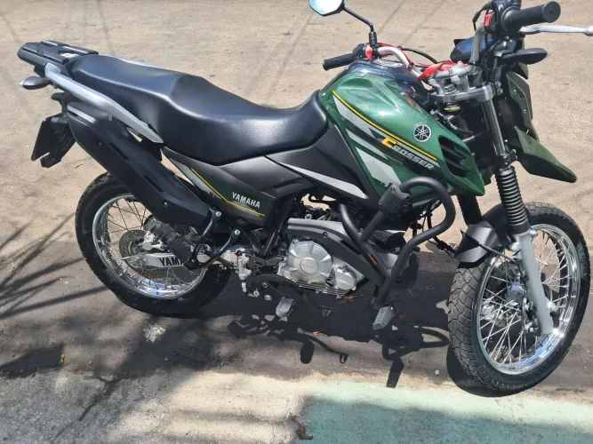Moto nova zerada baratinha