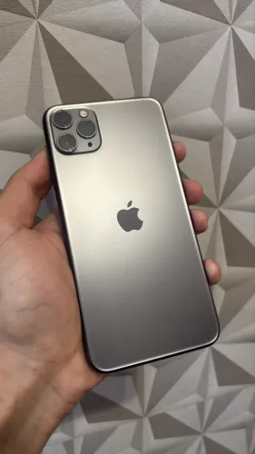 iPhone 11 Pro Max 256GB - Cinza 79%
