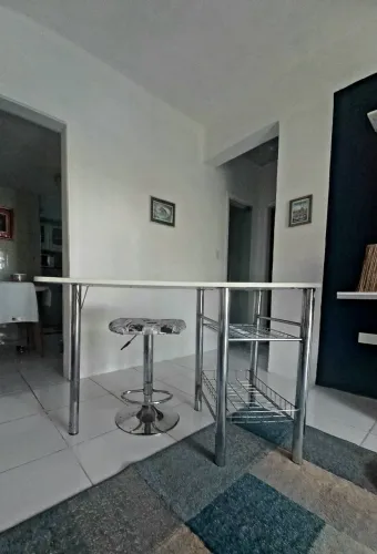 Escrivaninha estudante com banqueta