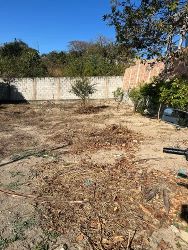 Lote 270 metros  condomínio 