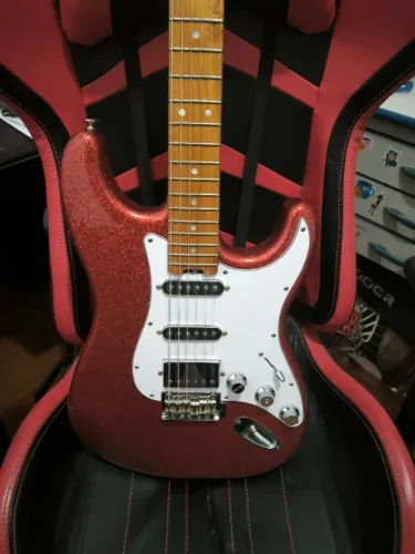 guitarra studebacker sparckle red strato HSS