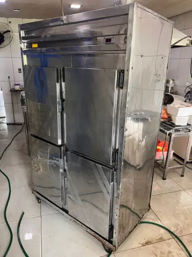 Geladeira industrial