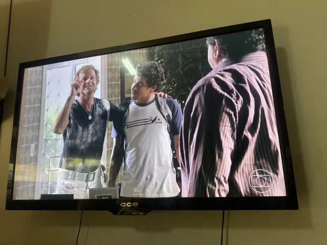 Tv led 39 polegadas cce
