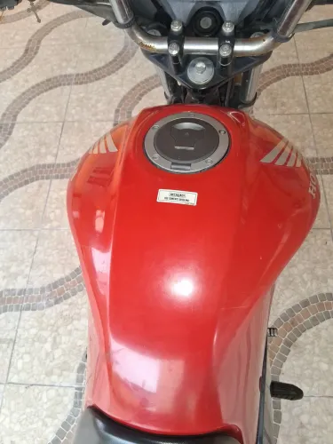 Vendo moto 160 start valor negociavel em pagamento a vista.