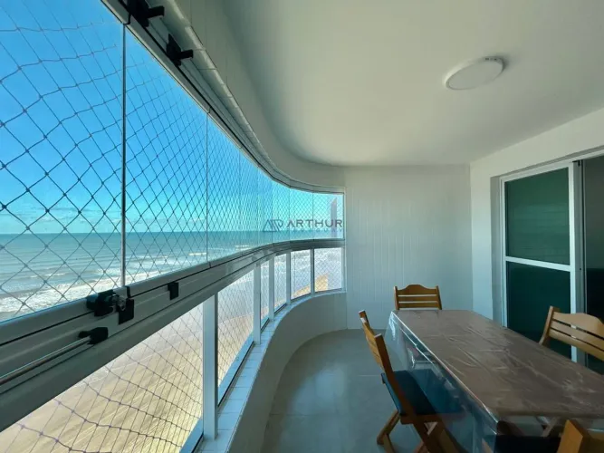 Apartamento à venda em Mongaguá frente mar