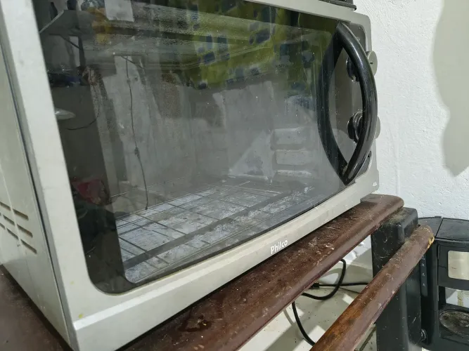 Forno Elétrico Philco 48L - Usado - Funcionando