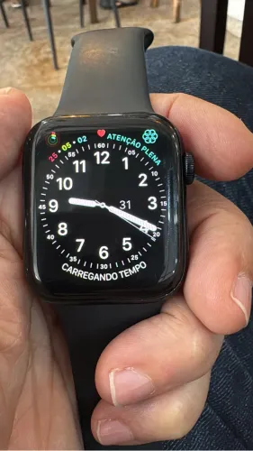 Watch SE 44 Preto