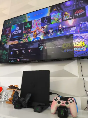 PS4