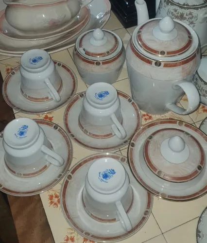 Lindo conjunto de chá e café