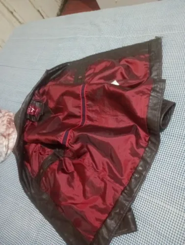Jaketa de couro legítimo 