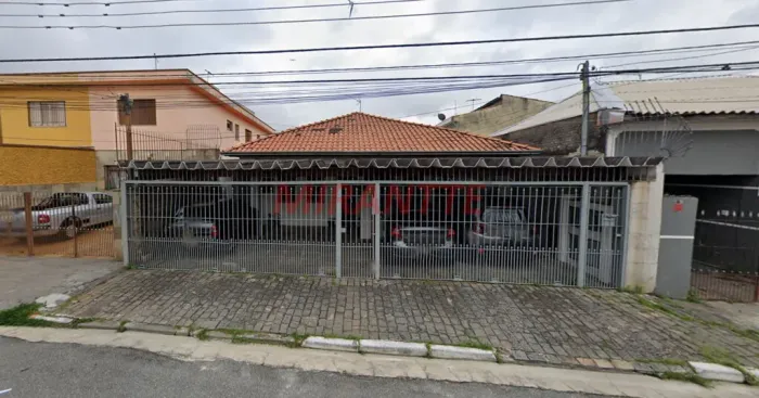 Casa terrea de 200m² com 4 quartos em Vila Nivi
