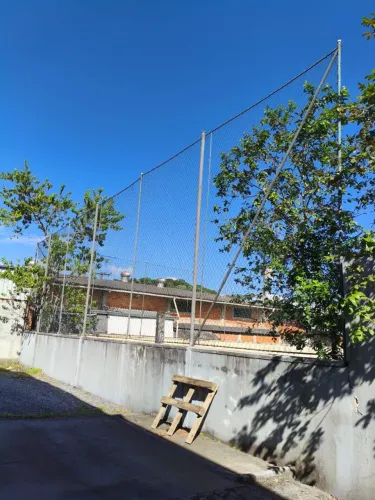 Tela esporte reforçada 18 metros x 4,5 de altura.