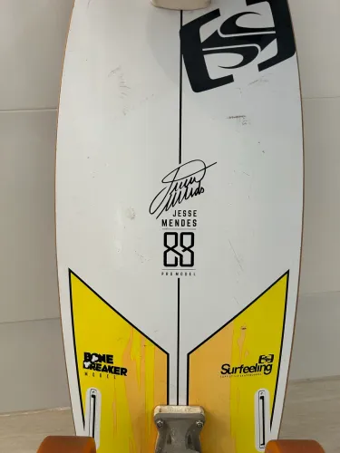 Skate simulador de surf Jesse Mendes
