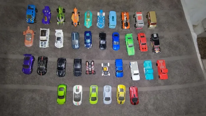 Vendo carrinhos Hot Wheels