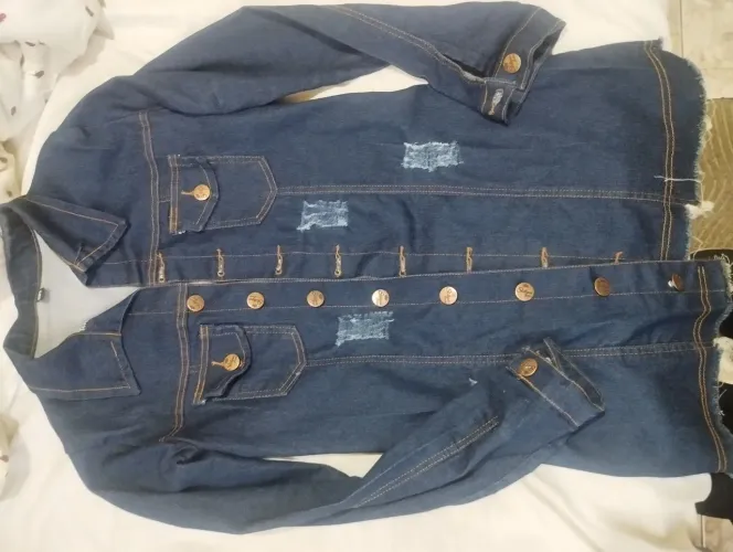 Casaco jeans tamanho GG semi novo