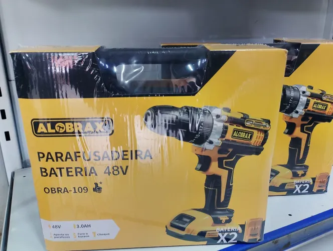 FURADEIRA PARAFUSADEIRA A BATERIA
