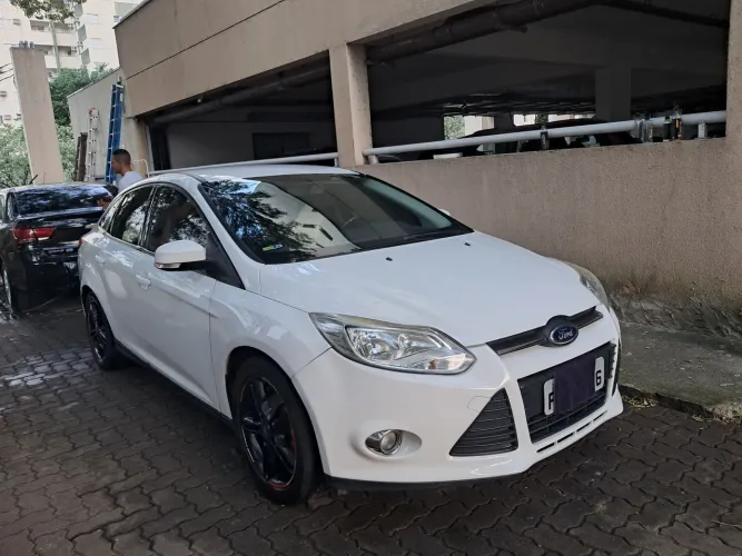 Ford Focus Sedan 2.0 16v/2.0 16V Flex 4P Aut. 2014