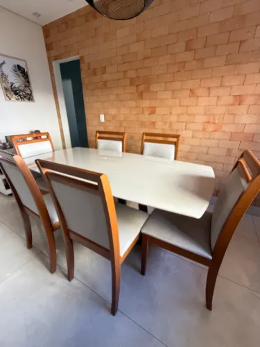Mesa Jantar com 6 cadeiras 
