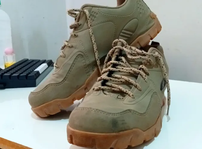 TENIS OAKLEY VER DESCRIÇÃO PARA MAIS INFORMAÇÕES  OU CHAME DIRECT