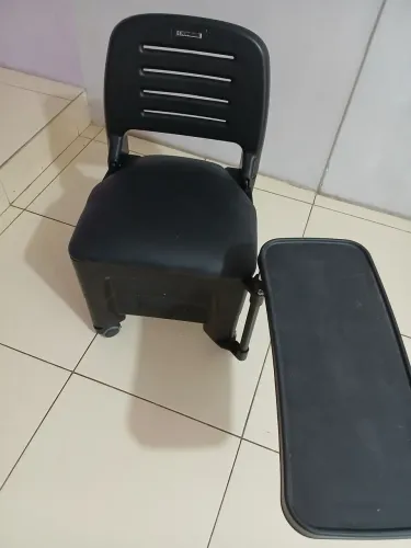 Cadeira de Manicure e Pedicure