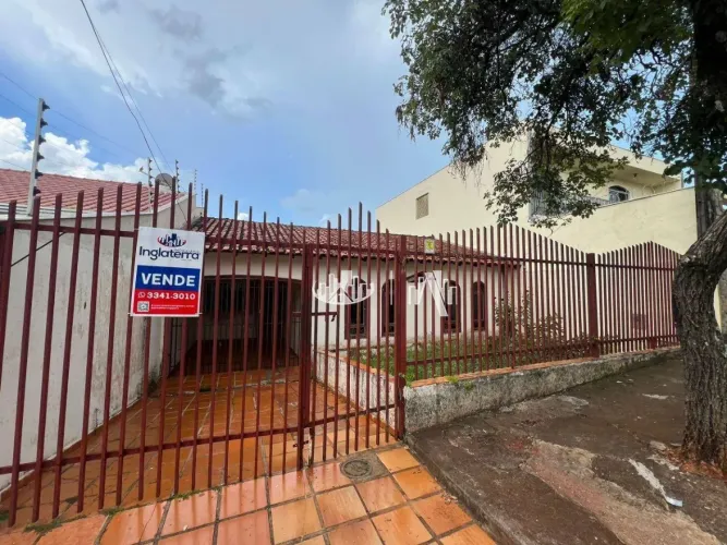 Casa à venda, 250 m² por R$ 260.000,00 - Milton Gavetti - Londrina/PR