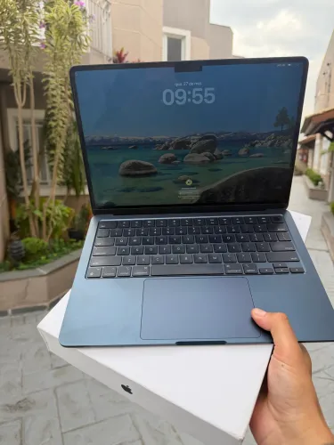 MacBook Air m3 256gb 8gb ram