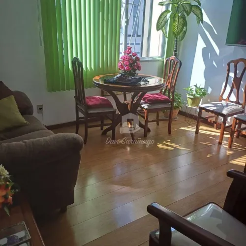 Apartamento 2 Quartos a Venda no Fonseca