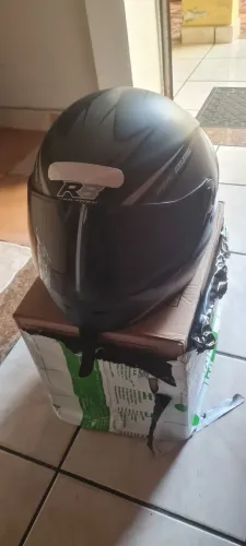 Capacete